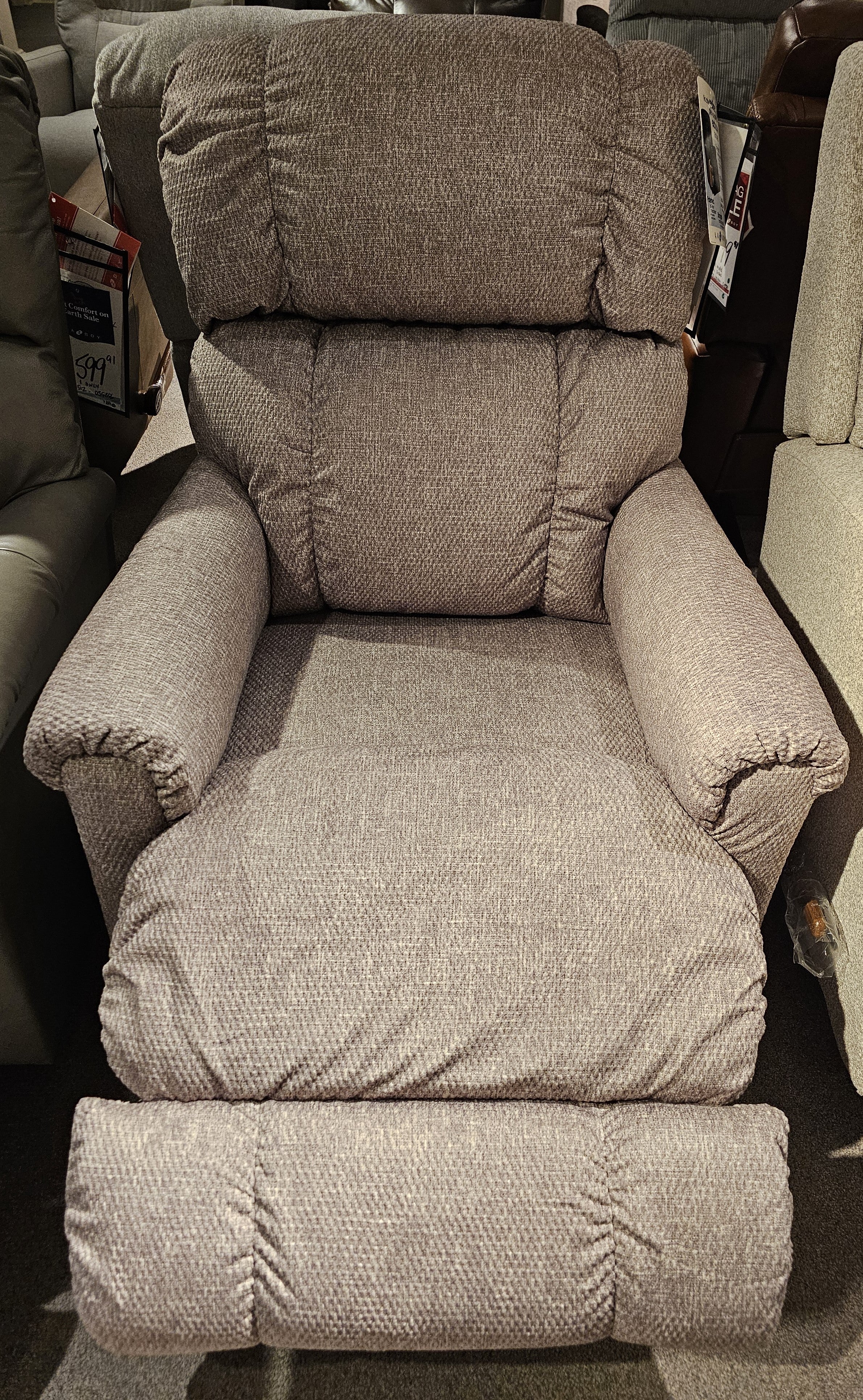 k.s ♡ La-Z-Boy Pinnacle Collection – Wilson Furniture Oshawa